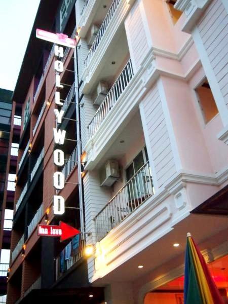 Hollywood Inn Love Patong Esterno foto
